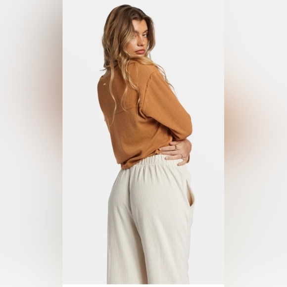 Billabong Mai Tai Rib Knit Long Sleeve Crop Top Womens Size Medium - Picture 2 of 11